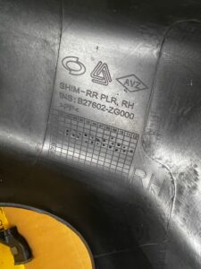 POSZYCIE OSŁONA OBUDOWA SŁUPKA C TYŁ PRAWY PRAWA RENAULT KOLEOS II