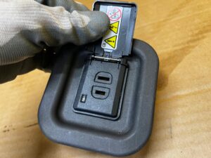 GNIAZDO PORT ŁADOWARKA 115V AC 150W MERCEDES GL X166