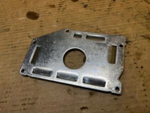 WZMOCNIENIE PODPORA BELKA WSPORNIK BLACHA AUDI A8 D5