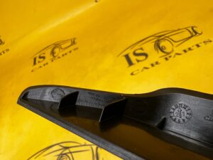 OSŁONA PROWADNICY FOTELA PRAWY PRZÓD AUDI A8 D5