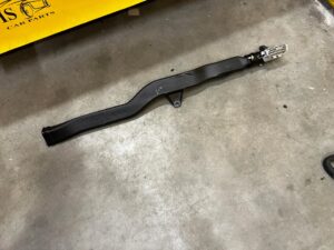 KANAŁ TUNEL KRATKA NAWIEWU POWIETRZA TYŁ PRAWY MERCEDES GL X166