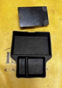 ŁADOWARKA INDUKCYJNA TELEFONU SCHOWEK PÓŁKA SKÓRA CITROEN DS7 CROSSBACK X74