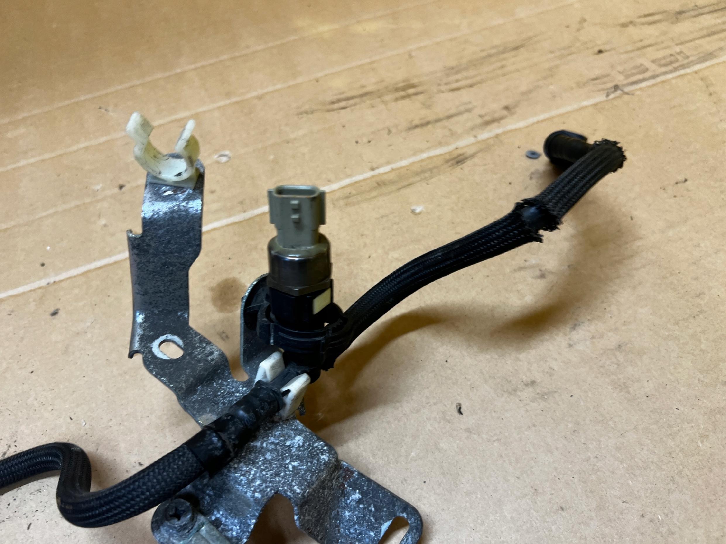 KLEMA PRZEWÓD KABEL MINUS AKUMULATORA RENAULT KOLEOS II 2.0 DCI