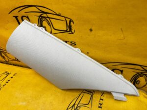 POSZYCIE OSŁONA OBUDOWA SŁUPKA D TYŁ PRAWY AUDI A8 D5 LONG 2TG