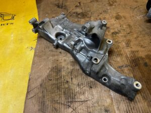 ŁAPA MOCOWANIE UCHWYT ALTERNATORA CITROEN DS7 CROSSBACK X74 2.0 BLUE HDI