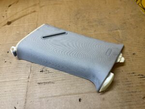 POSZYCIE OSŁONA OBUDOWA SŁUPKA TYŁ C PRAWY MERCEDES GL X166 GRAY