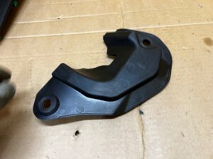 OSŁONA OBUDOWA KOLUMNY KIEROWNICZEJ RENAULT KOLEOS II EU