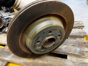 ZWROTNICA TARCZA PIASTA TYŁ LEWY MERCEDES GL X166 3.0 CDI 4MATIC