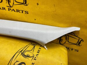 POSZYCIE OSŁONA OBUDOWA SŁUPKA PRZÓD A LEWY LEWA AUDI A8 D5 2TG