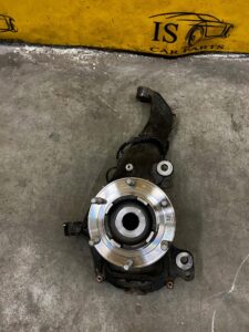 NOWA ZWROTNICA PIASTA PRZÓD LEWY FORD BRONCO 2.7 V6 ECOBOOST 21-