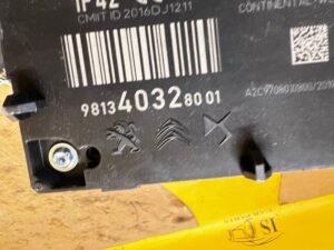 ŁADOWARKA INDUKCYJNA TELEFONU SCHOWEK PÓŁKA SKÓRA CITROEN DS7 CROSSBACK X74