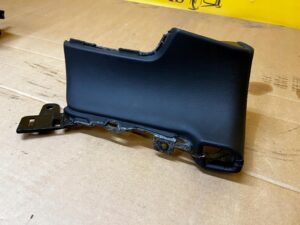 OSŁONA OBUDOWA TUNELU ŚRODKOWEGO DESKI LEWA SKÓRA RENAULT KOLEOS II