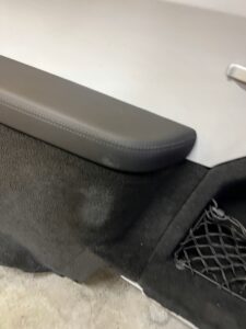 TAPICERKA BOCZEK BAGAŻNIKA TYŁ PRAWY PRAWA MERCEDES GL X166 ALPACA GRAY