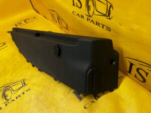 OSŁONA BOCZEK MOCOWANIE PÓŁKI BAGAŻNIKA TYŁ PRAWY DACIA DUSTER II