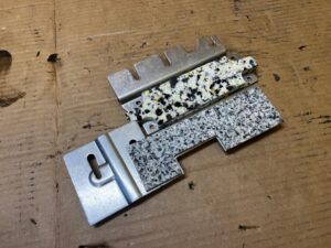 WZMOCNIENIE PODPORA BELKA WSPORNIK BLACHA AUDI A8 D5