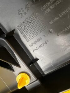 OSŁONA TAPICERKA BOCZEK KLAPY TYŁ BAGAŻNIKA CITROEN DS7 CROSSBACK X74