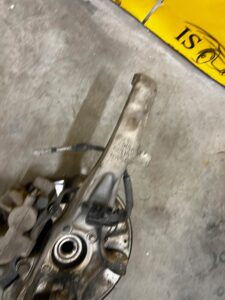 ZWROTNICA TARCZA ZACISK PRZÓD LEWY MERCEDES GL X166 3.0 CDI