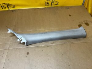 POSZYCIE OSŁONA OBUDOWA SŁUPKA PRZÓD A PRAWY RENAULT KOLEOS II