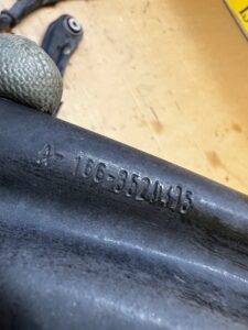 WAHACZ TYŁ TYLNY PRAWY MERCEDES GL X166