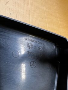 KOMPLET RAMIONA WYCIERACZKI PRZÓD MERCEDES GL X166 LHD