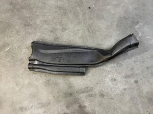 KANAŁ TUNEL DOLOT PRZEWÓD POWIETRZA CITROEN DS7 CROSSBACK X74