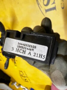 PANEL PRZYCISK PRZEŁĄCZNIK RADIA PRZY KIEROWNICY RENAULT CLIO IV