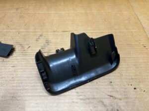 OSŁONA ZAŚLEPKA PROWADNICY FOTELA KANAPY TYŁ LEWY MERCEDES GL X166