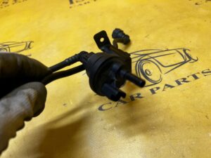 ZAWÓR PRZEWÓD PODCIŚNIENIA RENAULT CLIO IV