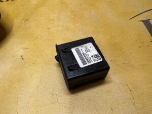 PODWÓJNE GNIAZDO USB AUX PORT ŁADOWARKA RENAULT CLIO IV