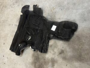 BLACHA OSŁONA OBUDOWA TERMICZNA ŚCIANY GRODZIOWEJ DACIA DUSTER II