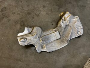 BLACHA OSŁONA TERMICZNA MERCEDES GL X166 3.0 CDI