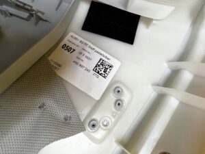 POSZYCIE OSŁONA SŁUPKA ŚRODKOWEGO B PRAWY PRAWA AUDI A8 D5 2TG