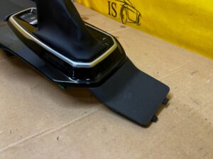 TUNEL ŚRODKOWY DEKOR OSŁONA MIESZEK ROLETA AUTOMAT RENAULT KOLEOS II