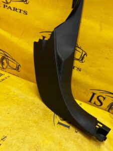 PLASTIK OSŁONA LISTWA PROGU SŁUPKA A PRZÓD PRAWA CITROEN DS7 CROSSBACK X74