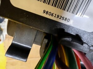 SKRZYNKA MODUŁ BEZPIECZNIKÓW WIĄZKA CITROEN DS7 CROSSBACK X74 2.0 BLUE HDI