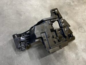 WSPORNIK MOCOWANIE BAGAŻNIKA TYŁ PRAWY CITROEN DS7 CROSSBACK X74