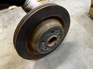 ZWROTNICA TARCZA PIASTA TYŁ PRAWY MERCEDES GL X166 3.0 CDI 4MATIC