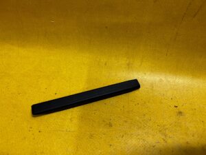 OSŁONA PROWADNICY FOTELA TYŁ AUDI A8 D5 4N