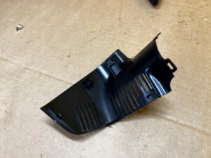 OSŁONA OBUDOWA LUSTERKA WEWNĘTRZNEGO WSTECZNEGO RENAULT KOLEOS II EU