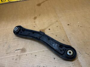 WAHACZ TYŁ TYLNY LEWY MERCEDES GL X166