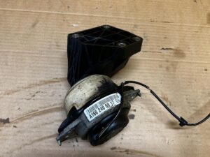 WSPORNIK PODUSZKA MOCOWANIE SILNIKA LEWA LEWY MERCEDES GL X166 3.0 CDI