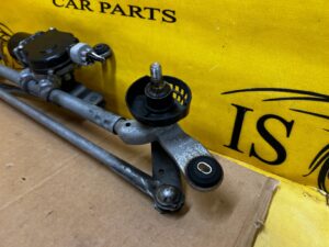 MECHANIZM WYCIERACZEK PRZÓD RENAULT KOLEOS II