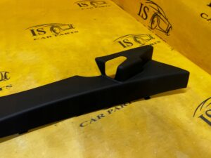 PLASTIK OSŁONA LISTWA KANAPY SŁUPKA C TYŁ PRAWY RENAULT CLIO IV HB