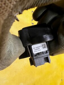 OSŁONA OBUDOWA TUNELU ŚRODKOWEGO TUNEL ŚRODKOWY RENAULT CLIO IV