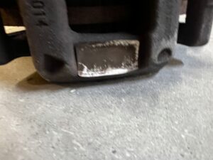 ZWROTNICA TARCZA TYŁ LEWY CITROEN DS7 CROSSBACK X74 2WD FWD 2.0 BLUE HDI