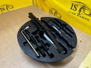 ZESTAW NAPRAWCZY LEWAREK KLUCZ DO KÓŁ MERCEDES GL X166