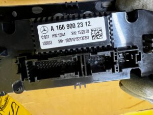 PANEL PRZEŁĄCZNIK NAWIEWU KLIMATYZACJI PRZÓD MERCEDES GL X166 USA GRAY