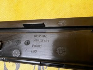 OWIEWKA OSŁONA SIATKA SZYBERDACHU AUDI A8 D5