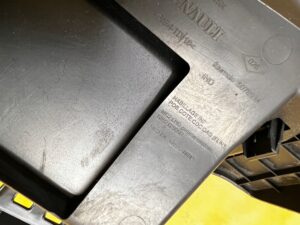 OSŁONA ZAŚLEPKA POD KIEROWNICĘ KONSOLI DESKI LEWA RENAULT CLIO IV EU