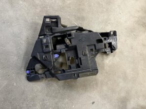 WSPORNIK MOCOWANIE BAGAŻNIKA TYŁ LEWY CITROEN DS7 CROSSBACK X74